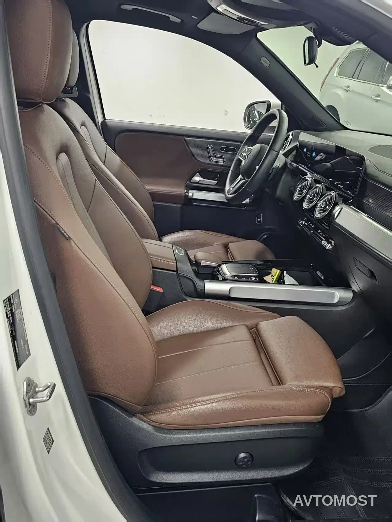 Mercedes-Benz GLB 2021 GLB 200 Style — фото 8