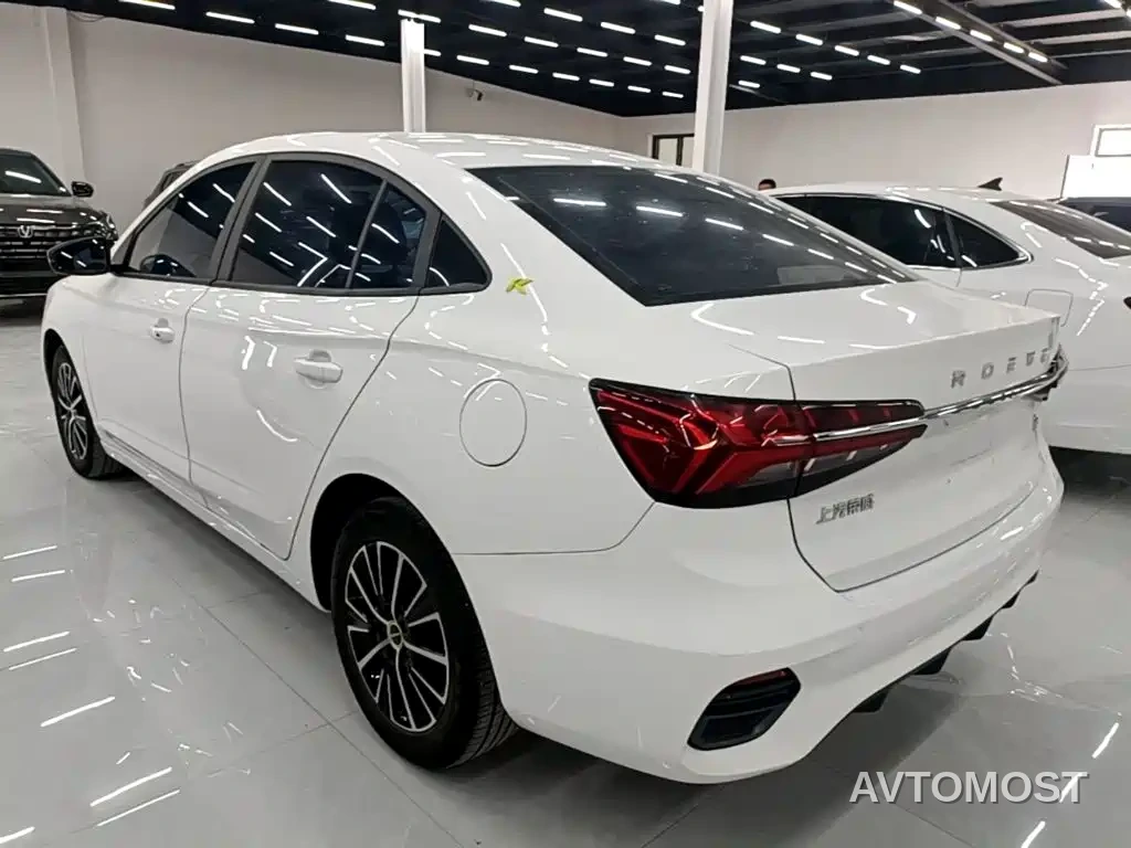 Roewe i5 2021 1.5L CVT Platinum Edition — фото 4