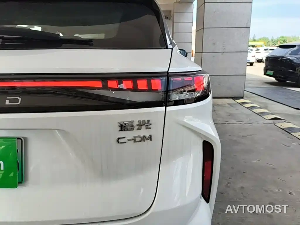 Exeed Yaoguang C-DM 2026 Global Edition 120 Long Range 2WD — фото 7