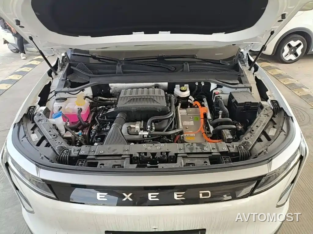 Exeed Yaoguang C-DM 2026 Global Edition 120 Long Range 2WD — фото 17