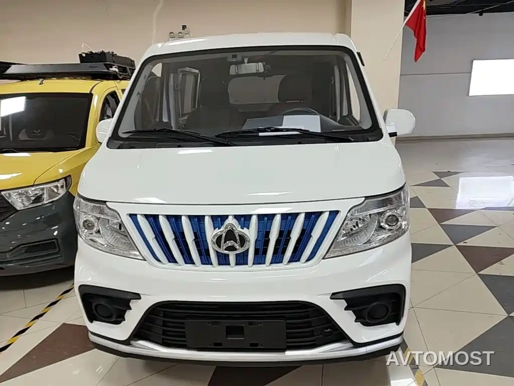 Changan Ruixing EM80 2024 Hatchback Comfort 6 Seats 41.86kWh — фото 2