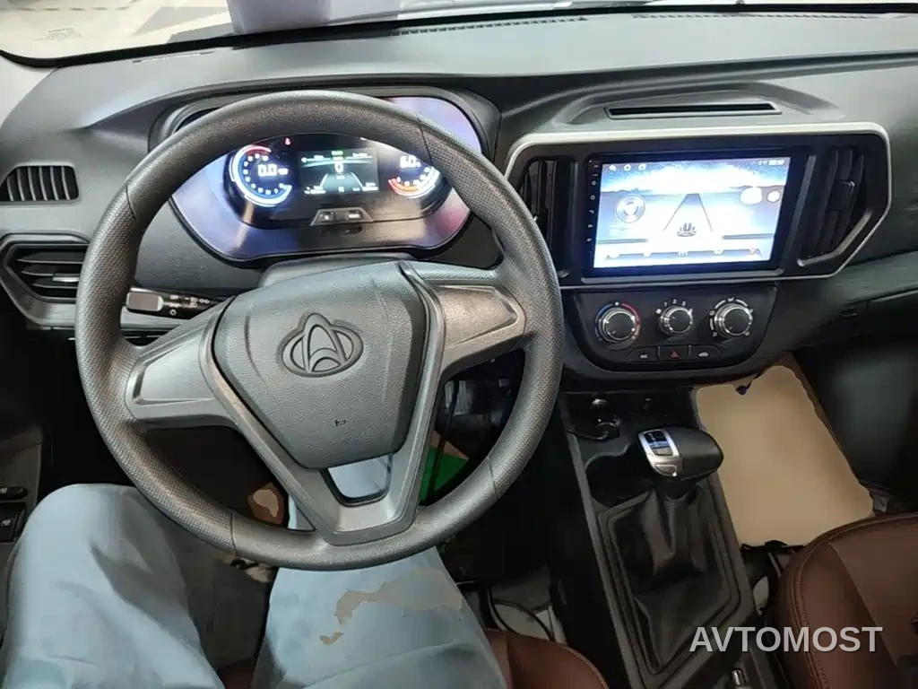 Changan Ruixing EM80 2024 Hatchback Comfort 6 Seats 41.86kWh — фото 8