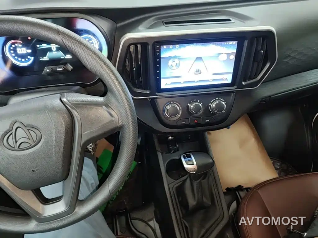 Changan Ruixing EM80 2024 Hatchback Comfort 6 Seats 41.86kWh — фото 10