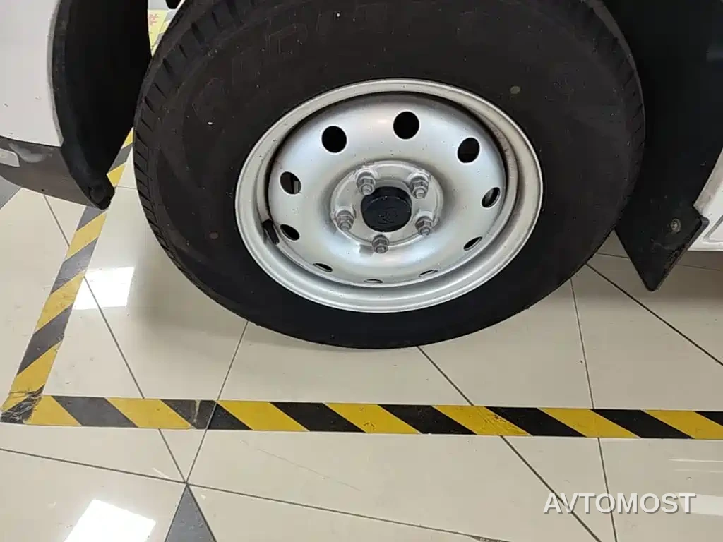 Changan Ruixing EM80 2024 Hatchback Comfort 6 Seats 41.86kWh — фото 20