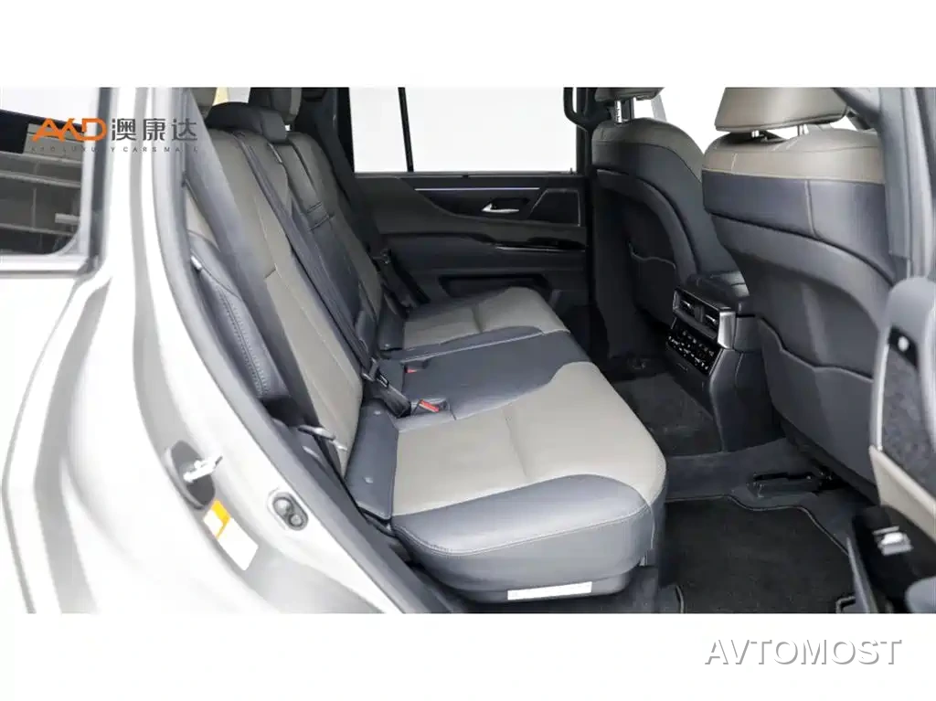 Lexus LX 2025 700h OVERTRAIL Frontier Edition — фото 8