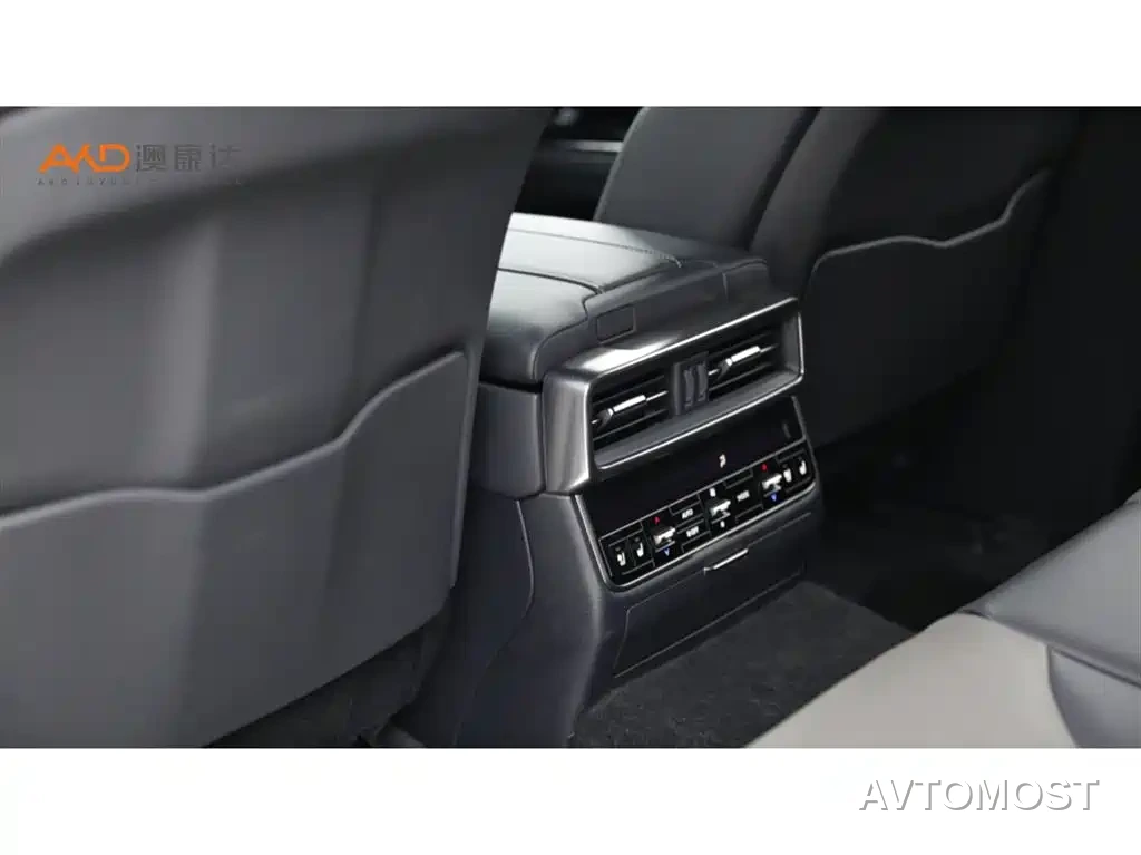 Lexus LX 2025 700h OVERTRAIL Frontier Edition — фото 9