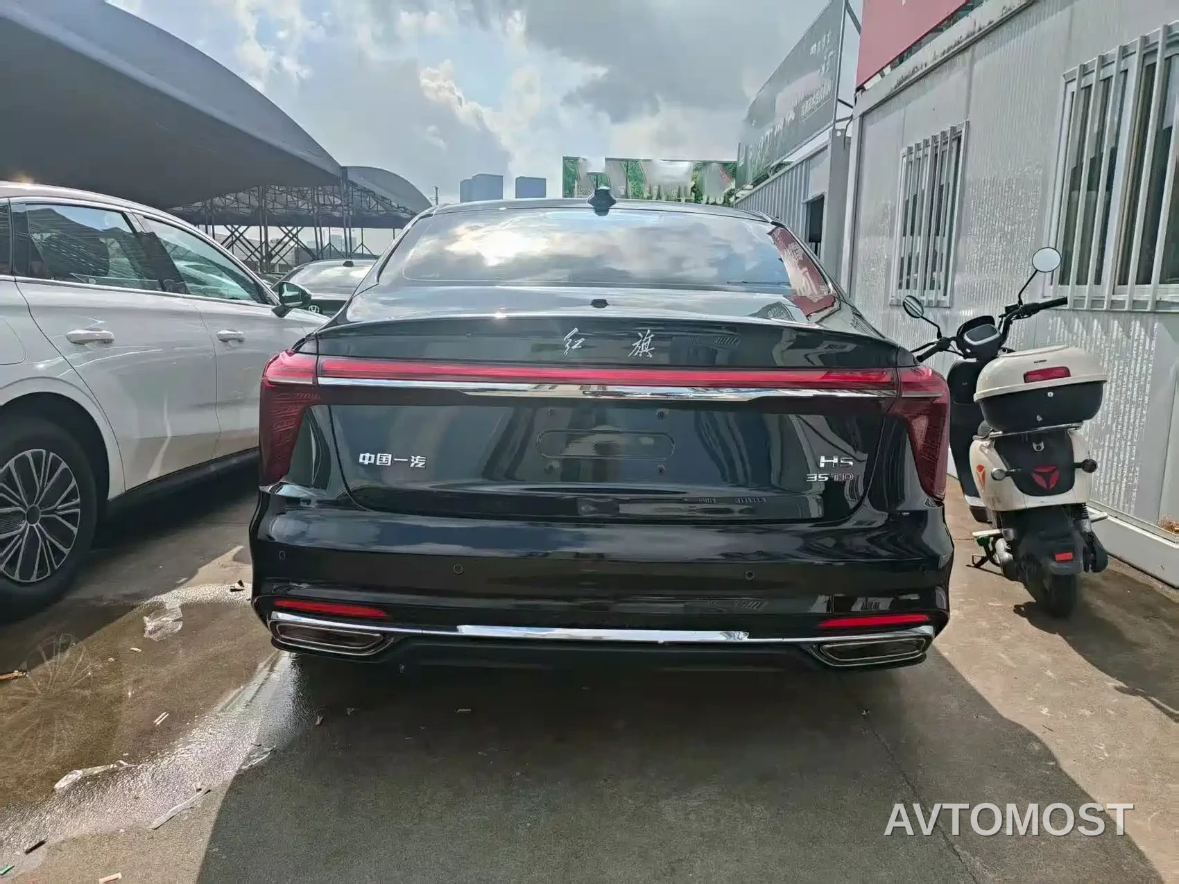 Hongqi H5 2023 1.5T DCT Smart Connect Joy Edition — фото 13