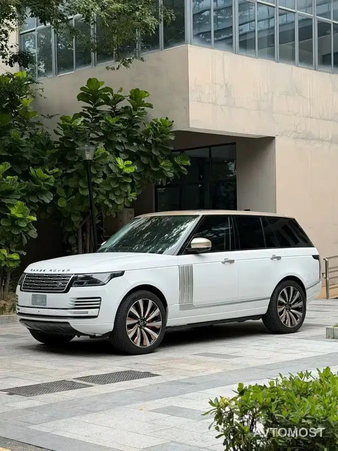 Land Rover Range Rover 2021 3.0 L6 Golden Age Edition