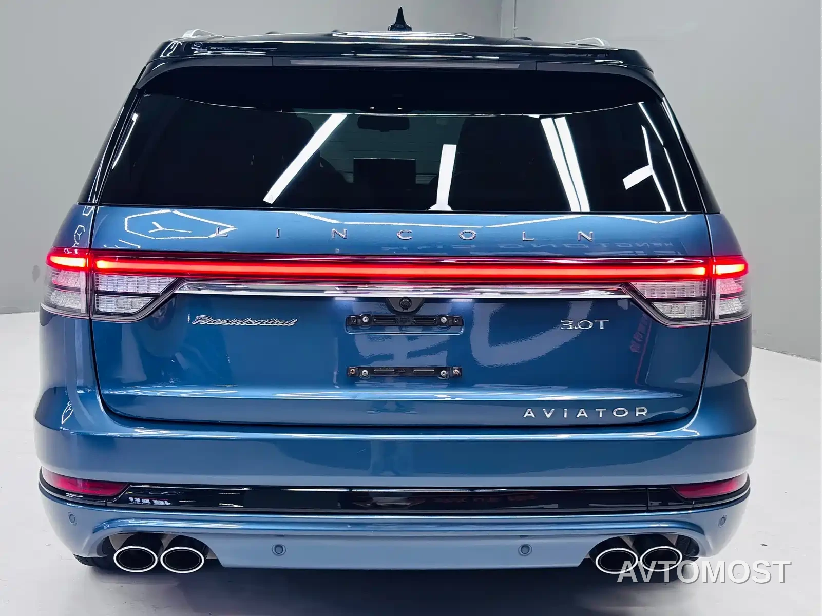 Lincoln Aviator 2021 3.0T V6 4WD Presidential Edition — фото 4
