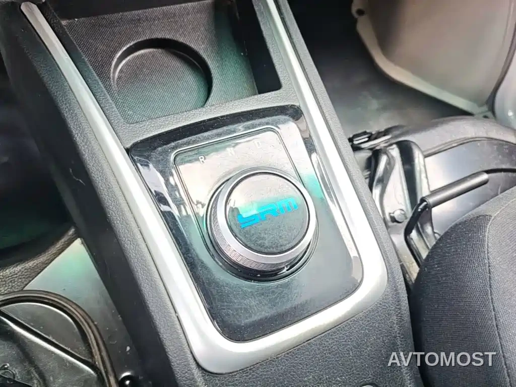 SRM Xinyuan Good Luck 2025 Voyage Edition BYD 42.3kWh 305km 6-seater — фото 11