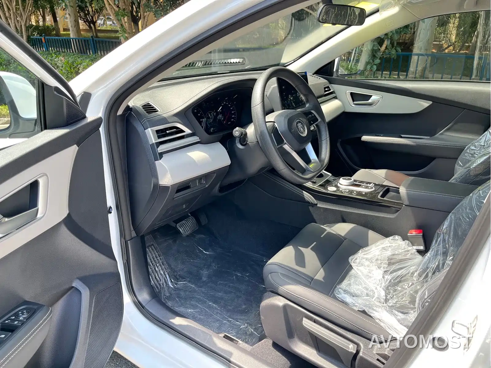 BYD Qin New Energy 2024 Travel Edition 450 — фото 6