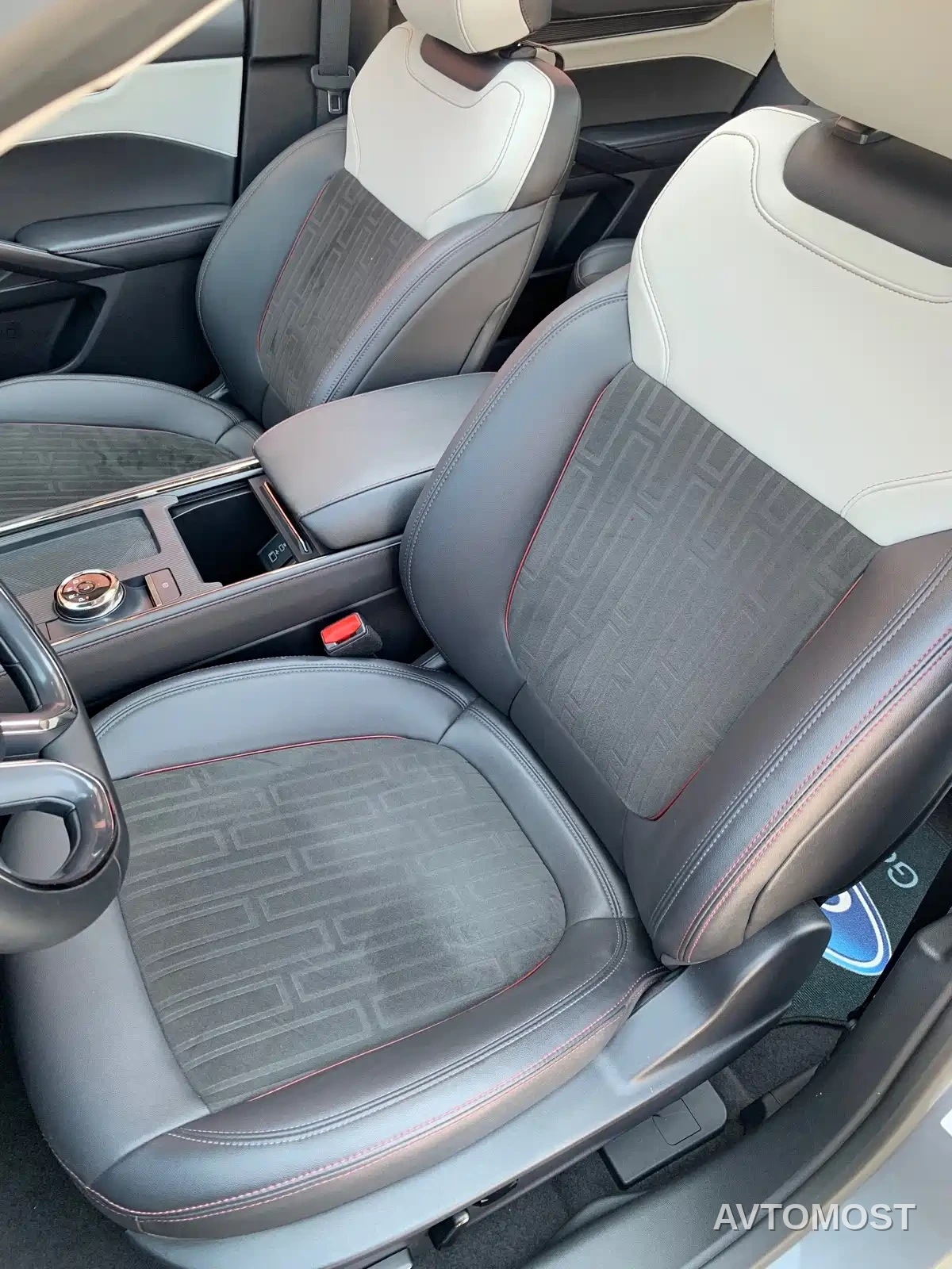 Ford Mondeo 2022 EcoBoost 245 Luxury Edition — фото 11