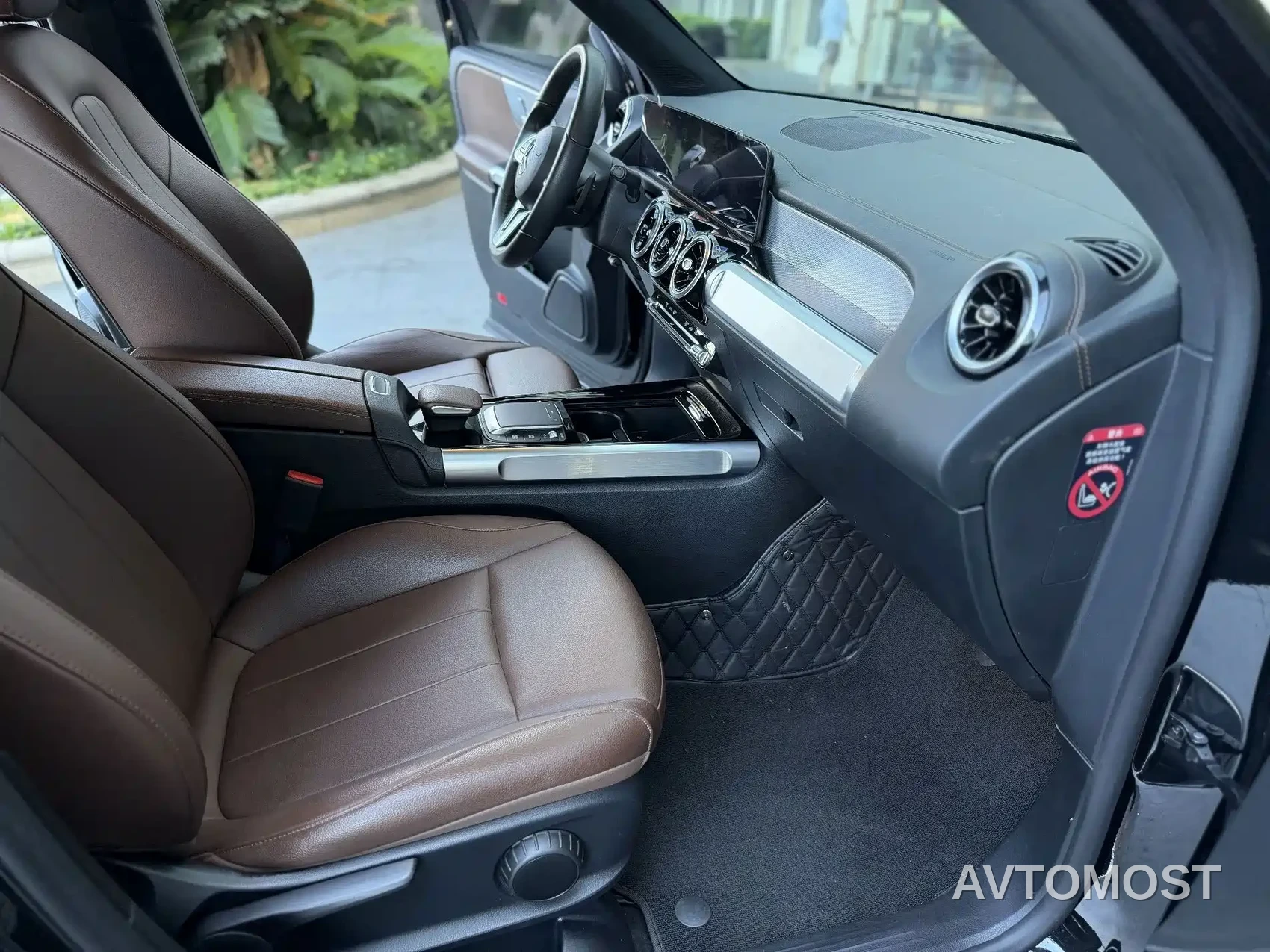 Mercedes-Benz GLB 2023 GLB 200 Dynamic — фото 6