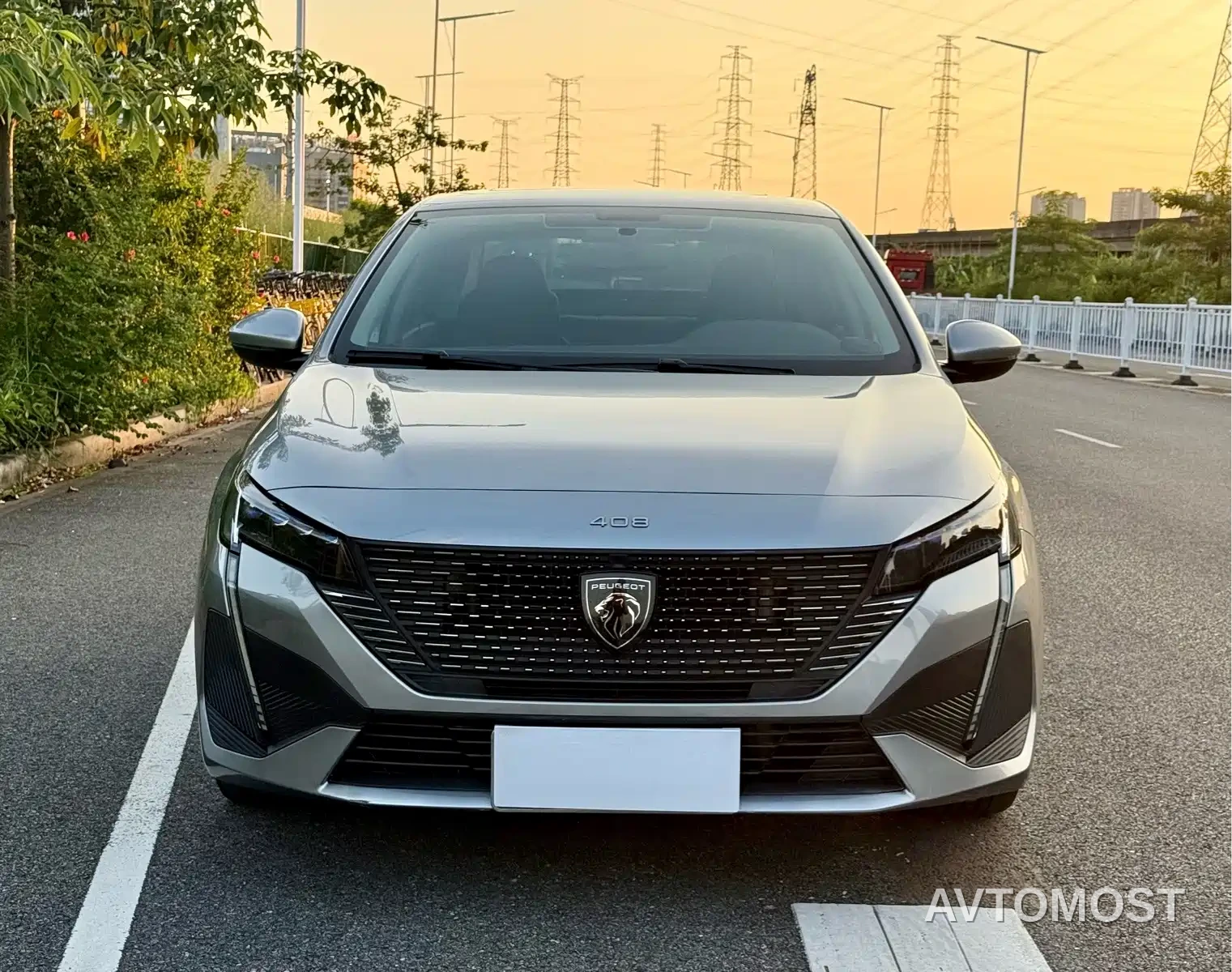 Peugeot 408 2022 1.6T Light Chaser Edition — фото 2