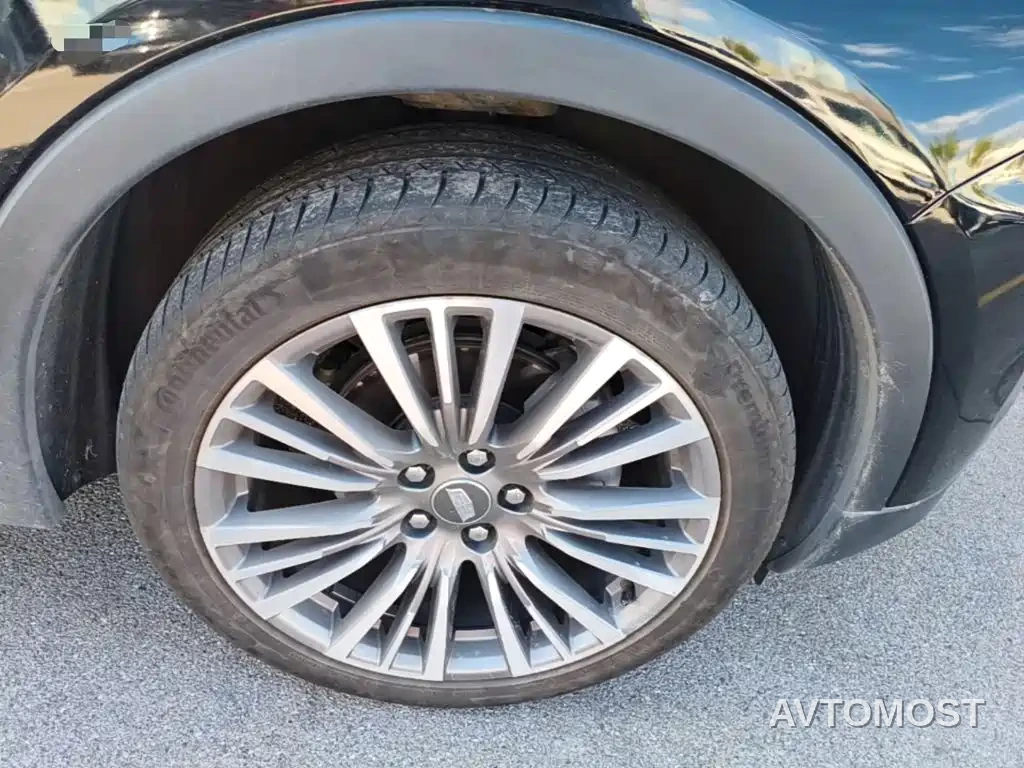 Cadillac XT4 2024 28T 2WD Premium — фото 11