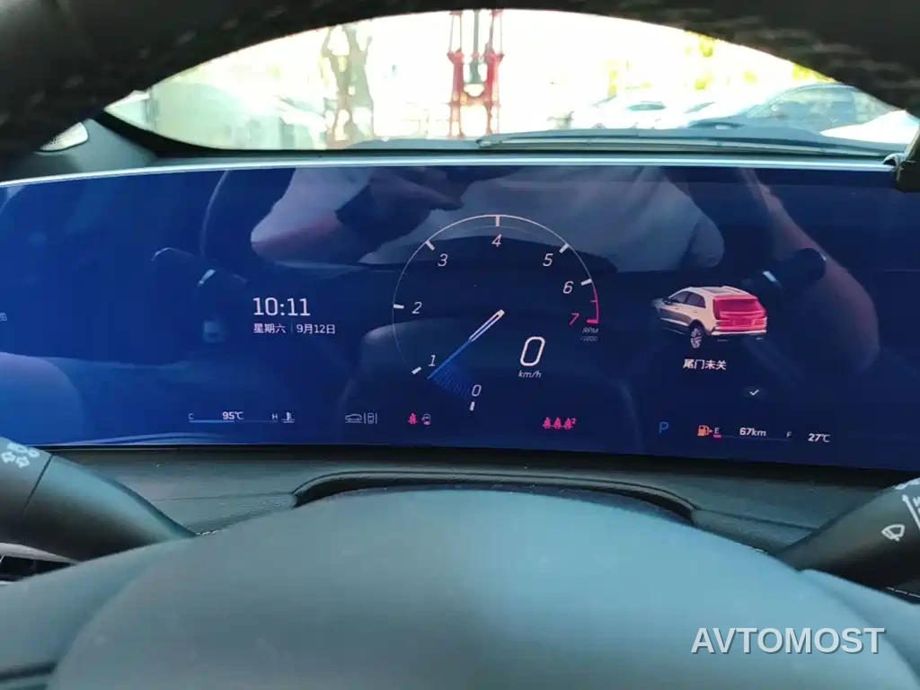 Cadillac XT4 2024 28T 2WD Premium — фото 15