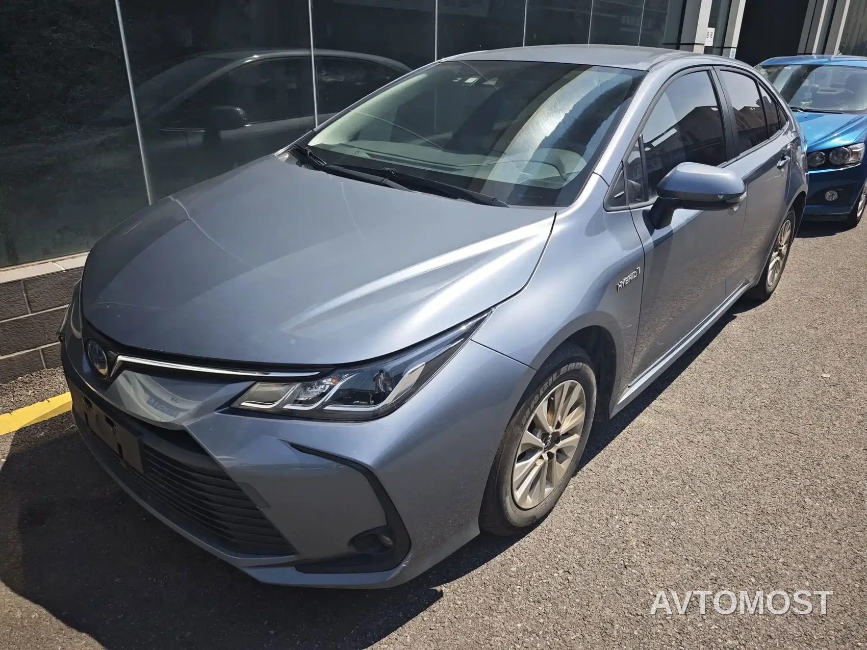 Toyota Corolla 2021 Hybrid 1.8L E-CVT Pioneer Edition — фото 3