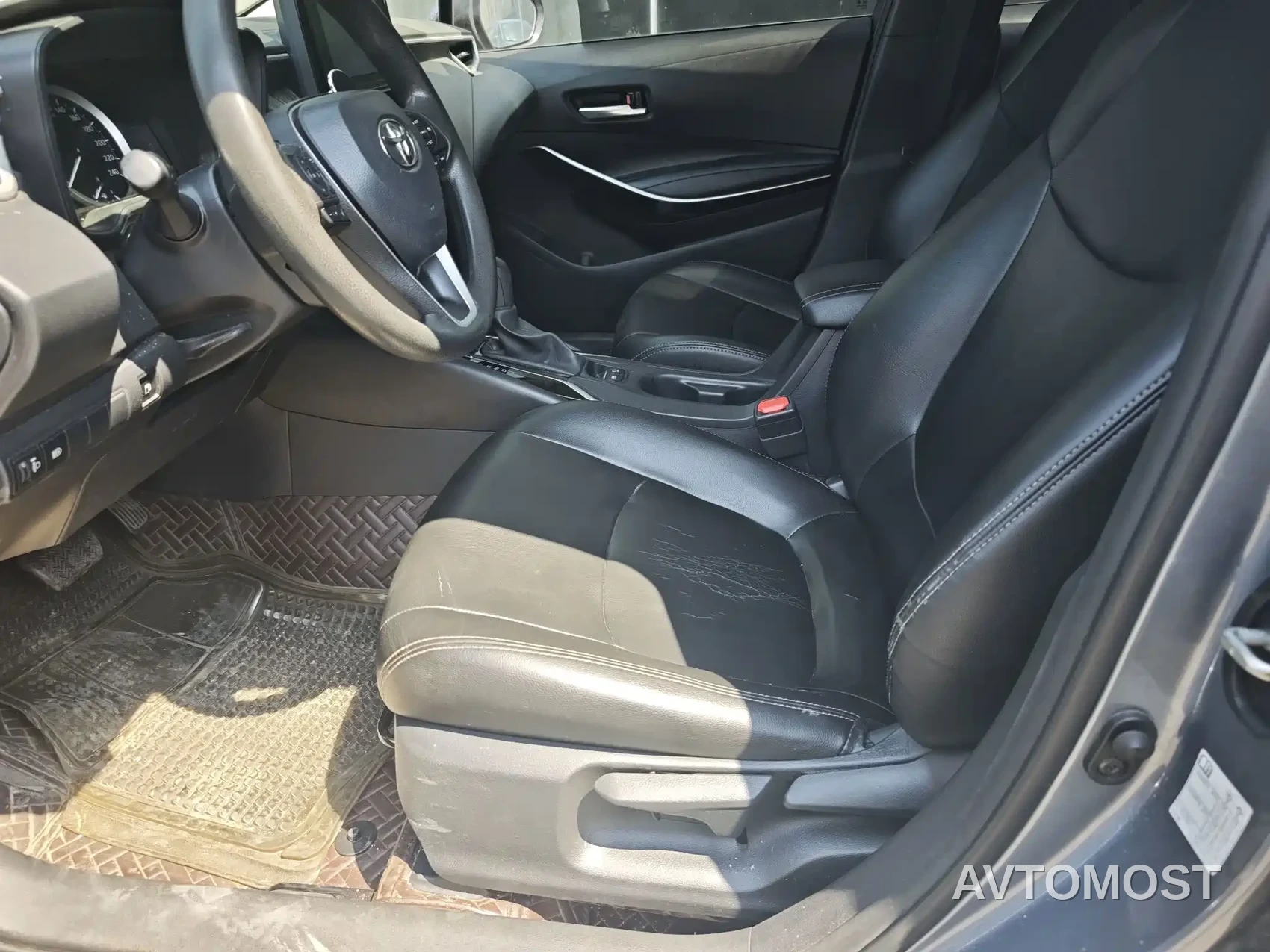 Toyota Corolla 2021 Hybrid 1.8L E-CVT Pioneer Edition — фото 9