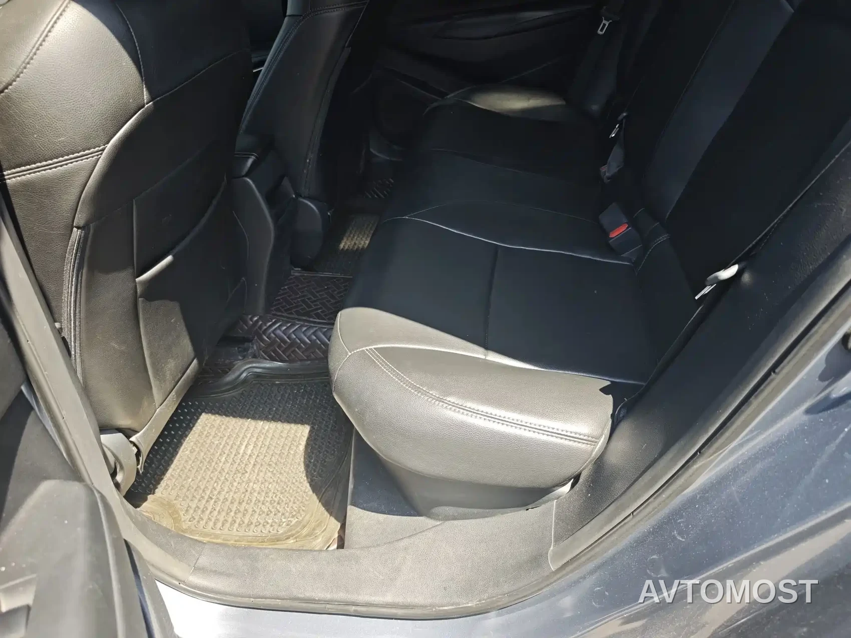 Toyota Corolla 2021 Hybrid 1.8L E-CVT Pioneer Edition — фото 10