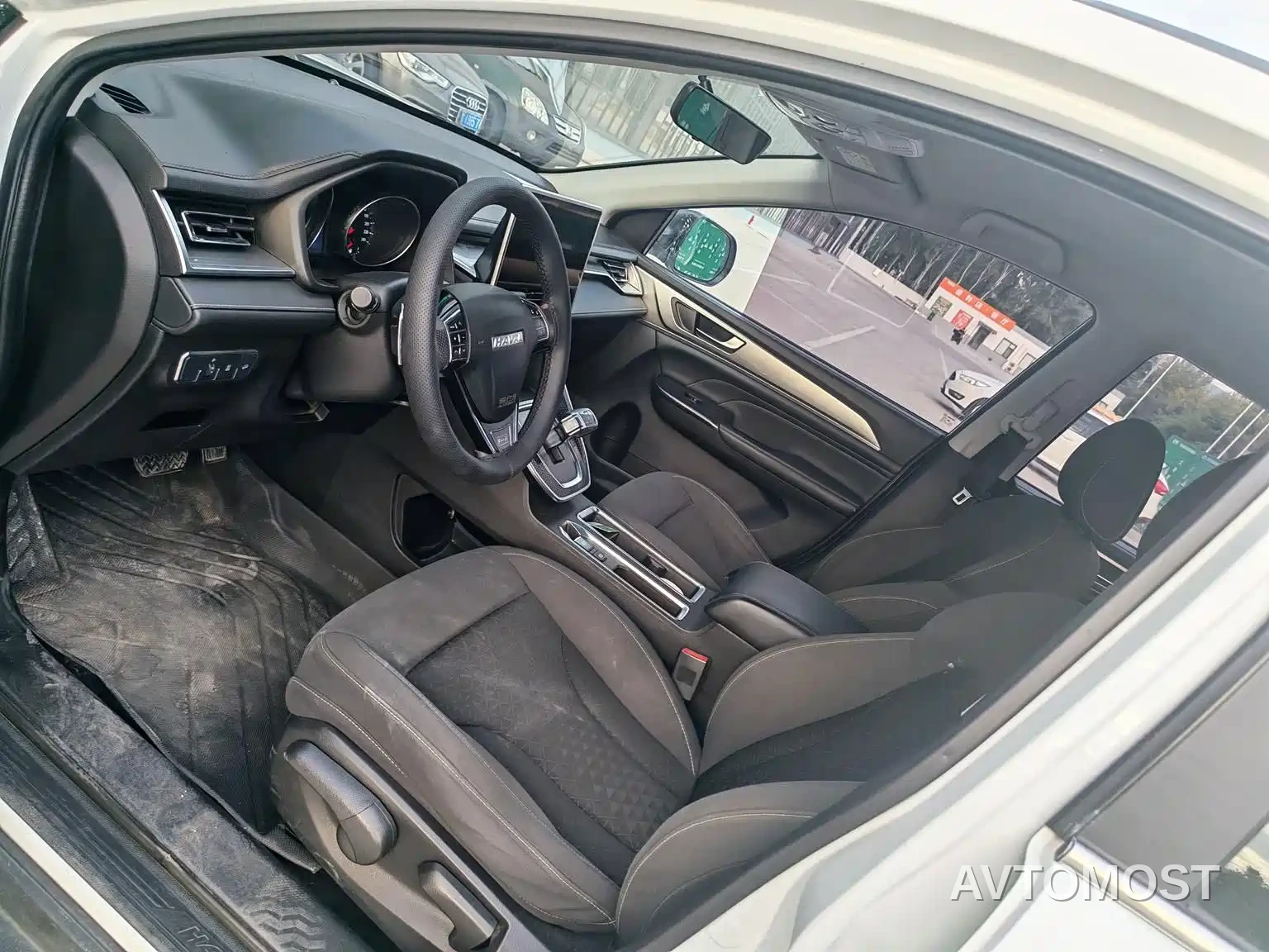 Haval M6 2021 PLUS 1.5T DCT Elite Smart Connect — фото 7