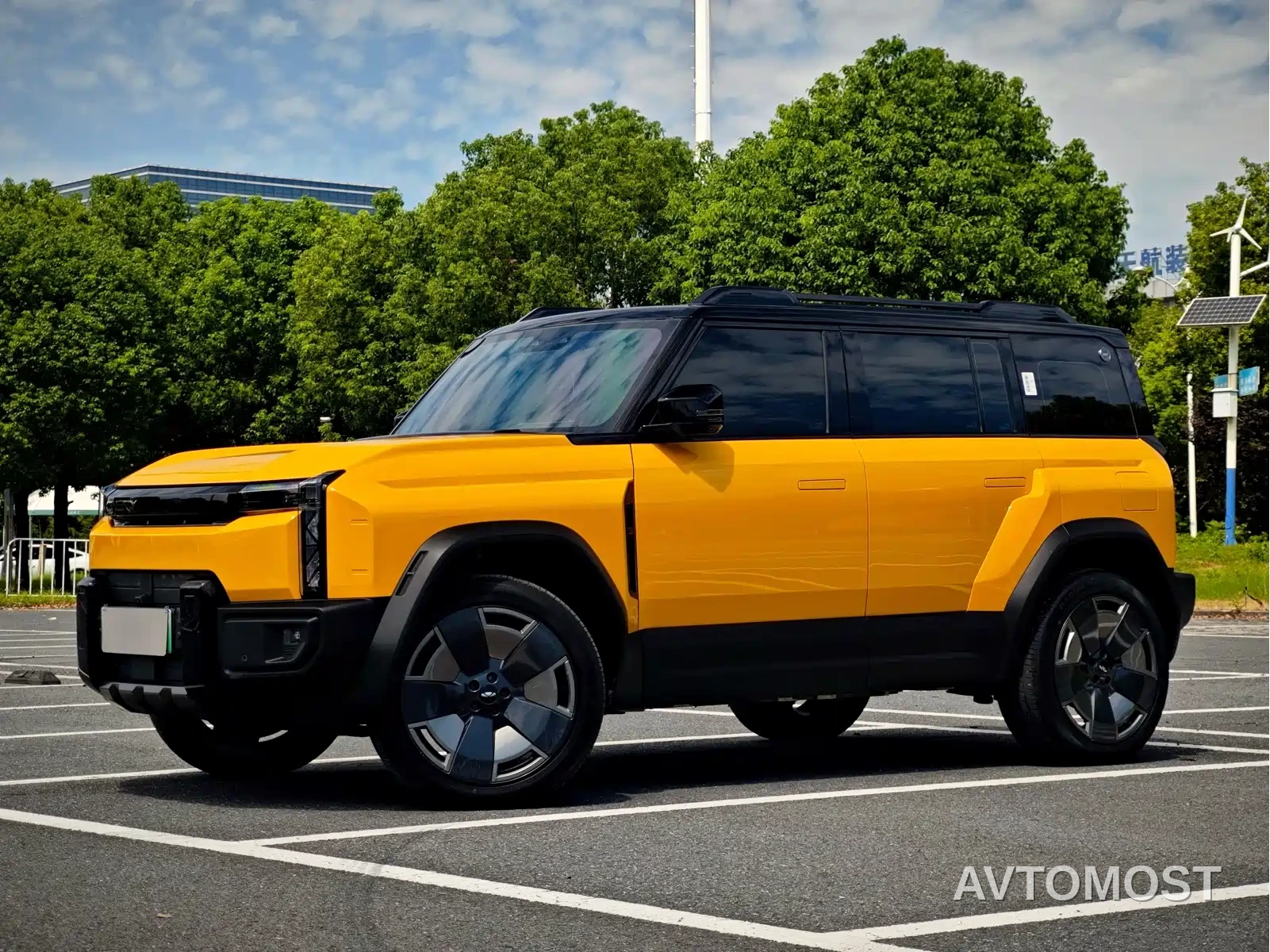 Chery Fengyun Storm X3L 2025 Model 4WD Premium Edition — фото 1