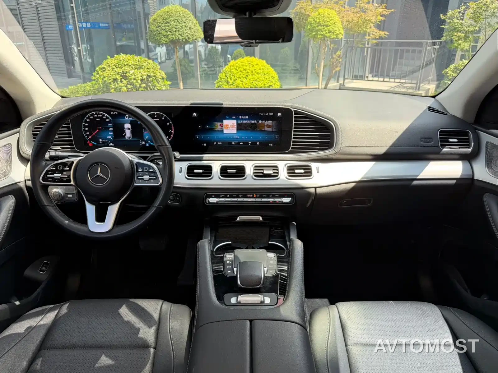 Mercedes-Benz GLE Coupe 2023 GLE 350 4MATIC Coupe SUV Luxury — фото 8
