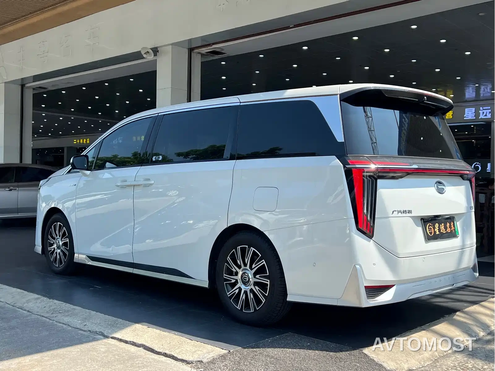 GAC Trumpchi E9 2023 E9 Grandmaster — фото 20