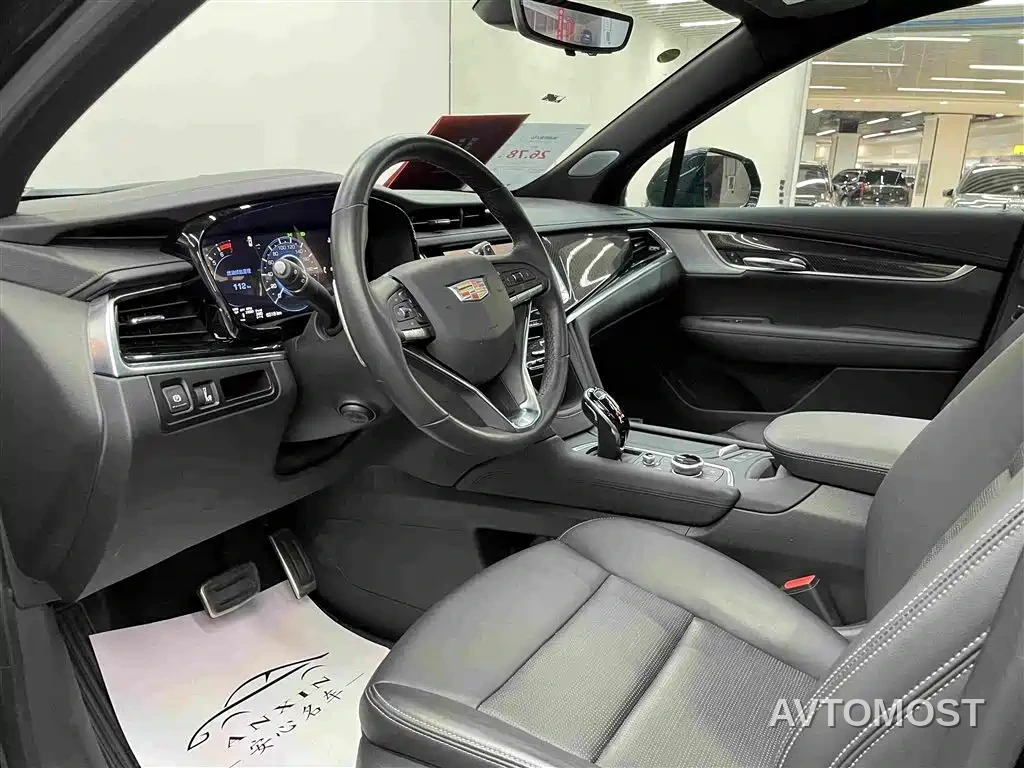 Cadillac XT6 2025 2.0T 6-Seater AWD Executive Black Label Edition — фото 5