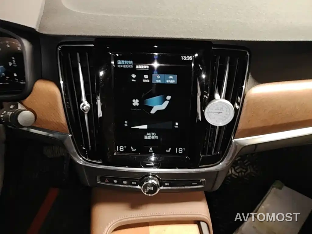 Volvo S90 2021 Model B5 Momentum Luxury Edition — фото 10