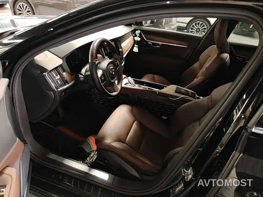 Volvo S90 2021 Model B5 Momentum Luxury Edition — фото 12