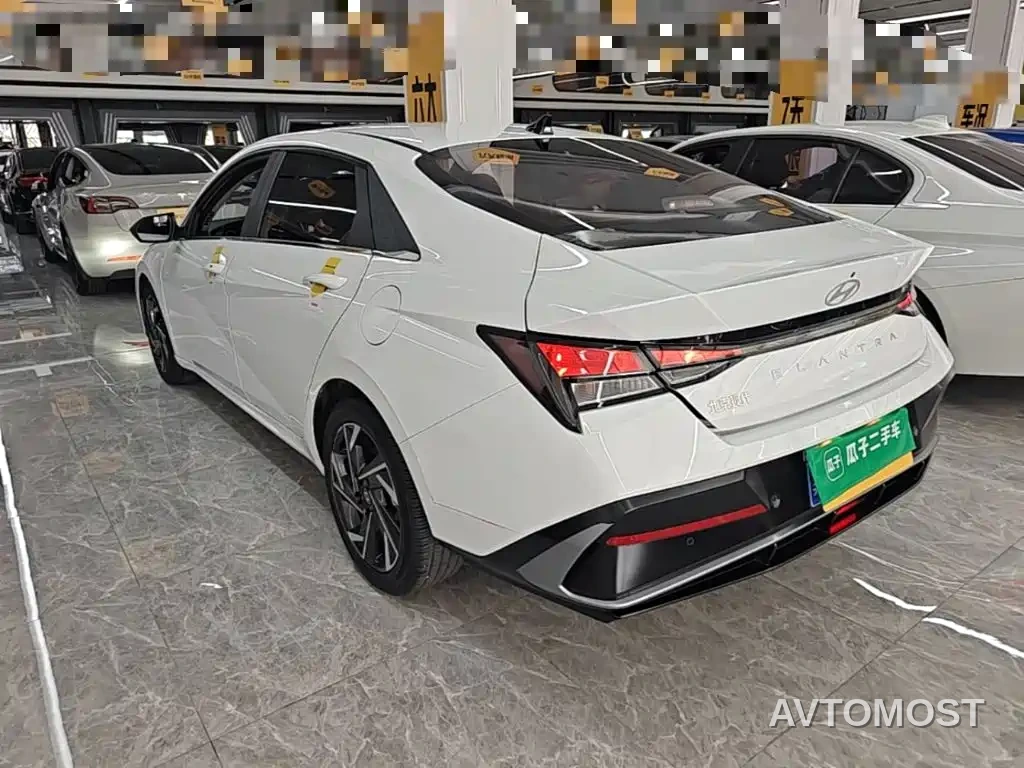 Hyundai Elantra 2023 1.5L CVT GLX Elite Edition — фото 4