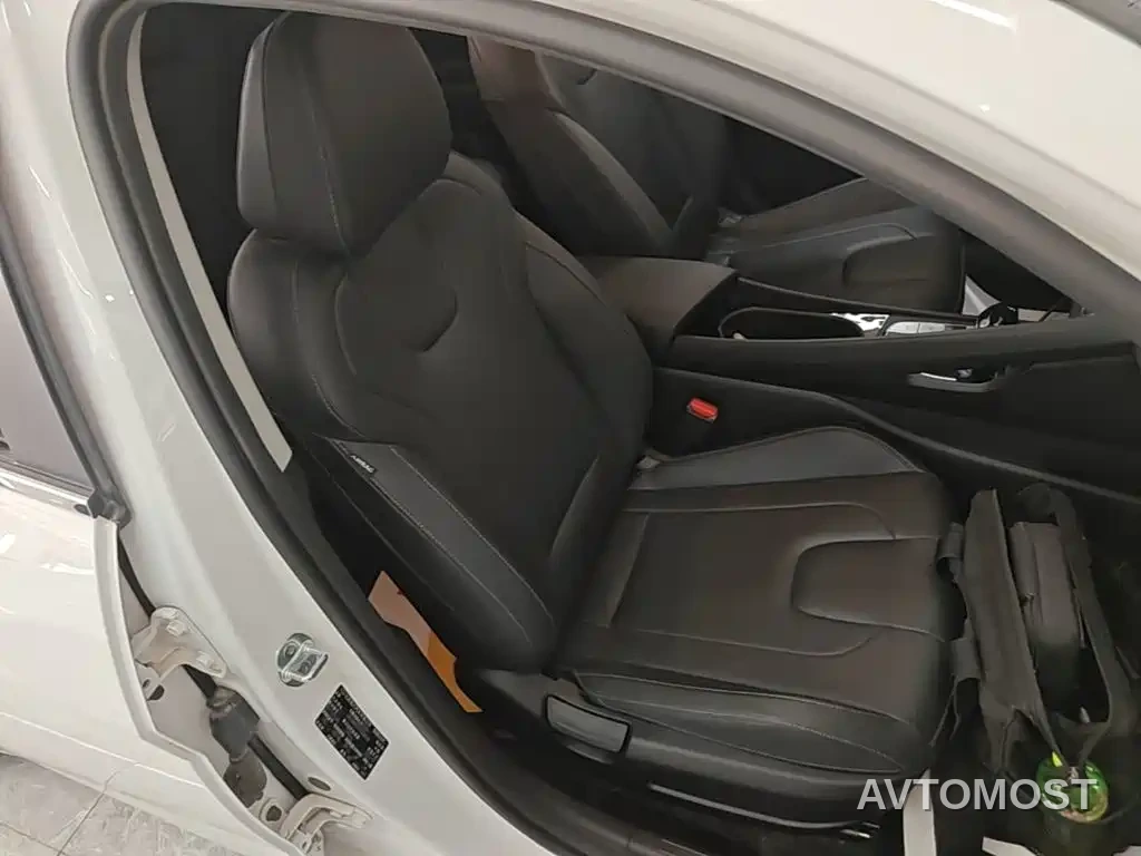 Hyundai Elantra 2023 1.5L CVT GLX Elite Edition — фото 19
