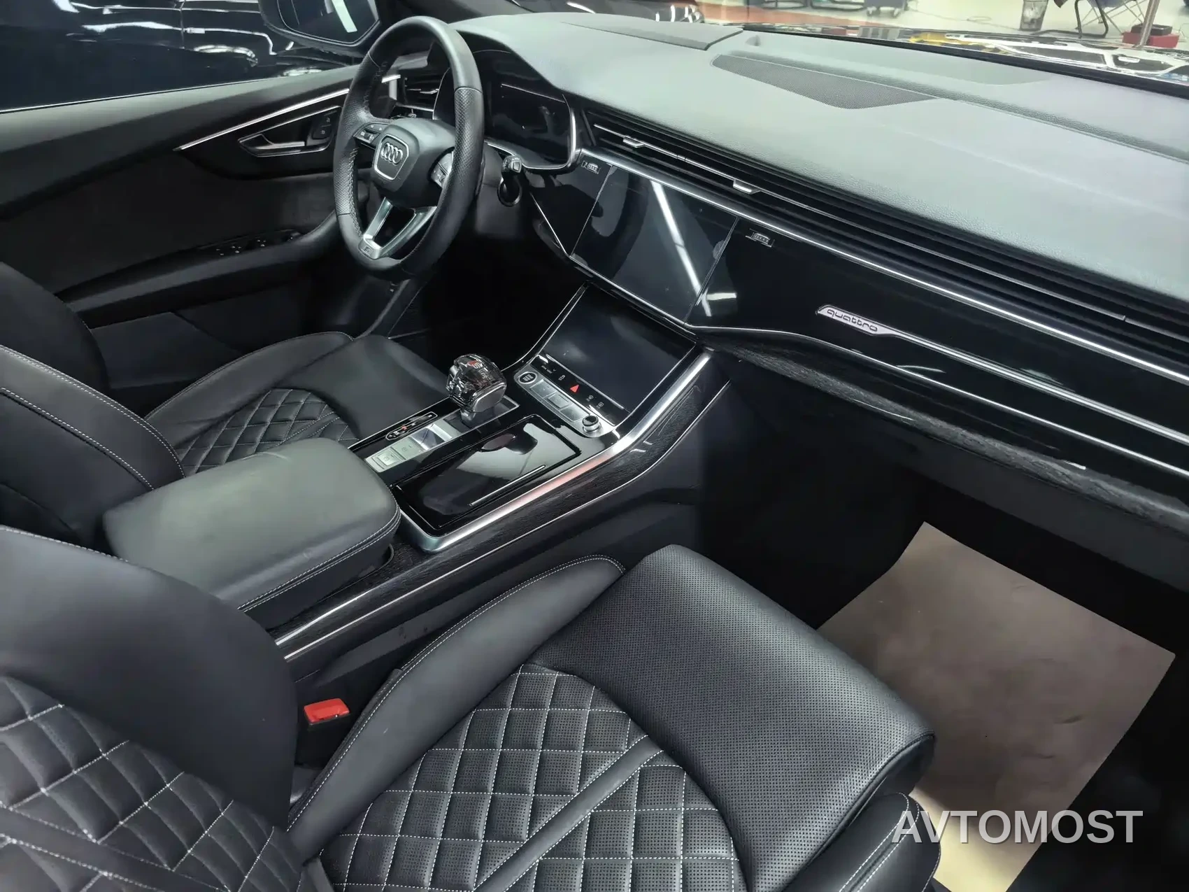 Audi Q8 2022 55 TFSI Premium Selection Dynamic — фото 8