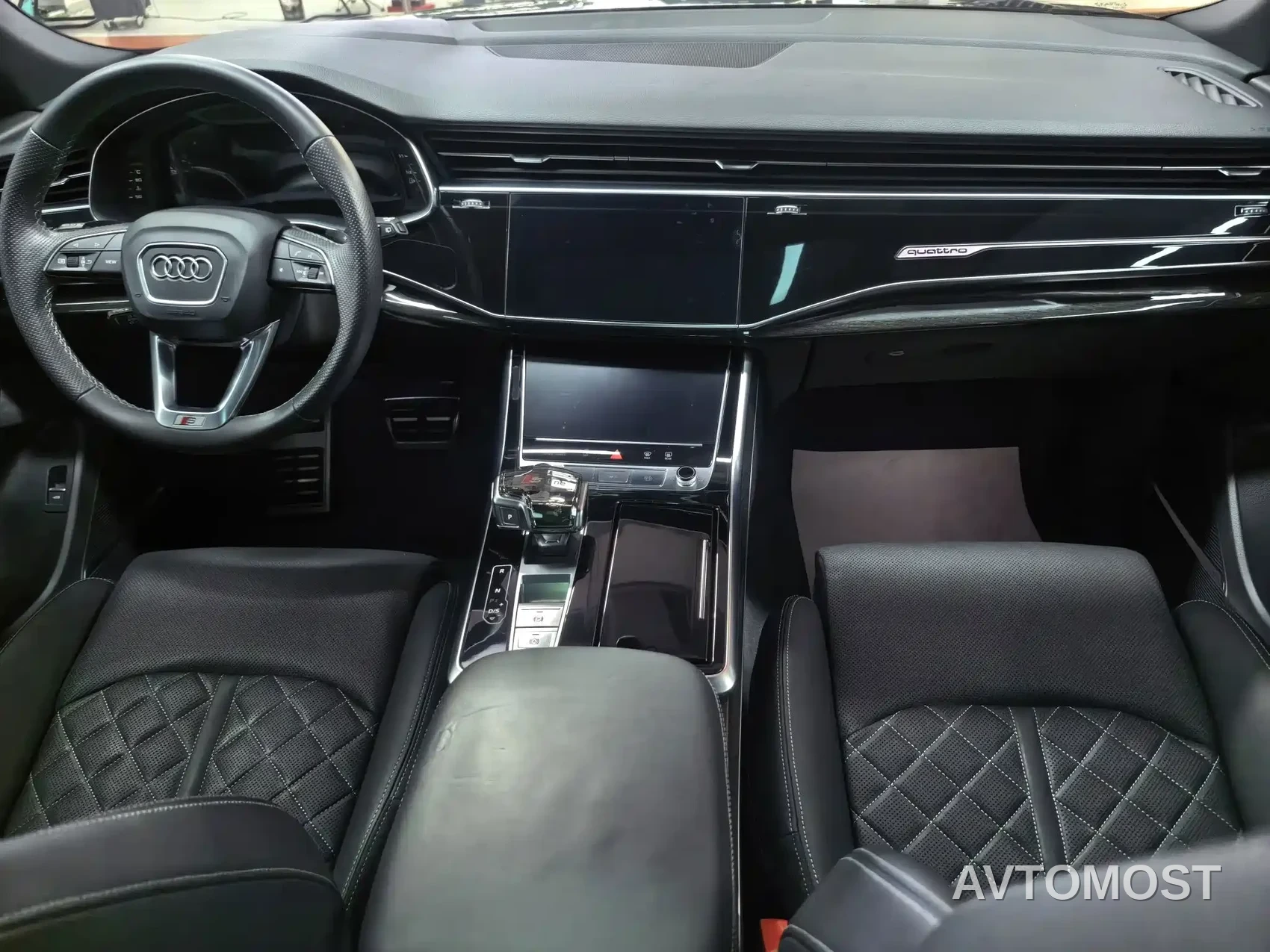 Audi Q8 2022 55 TFSI Premium Selection Dynamic — фото 9