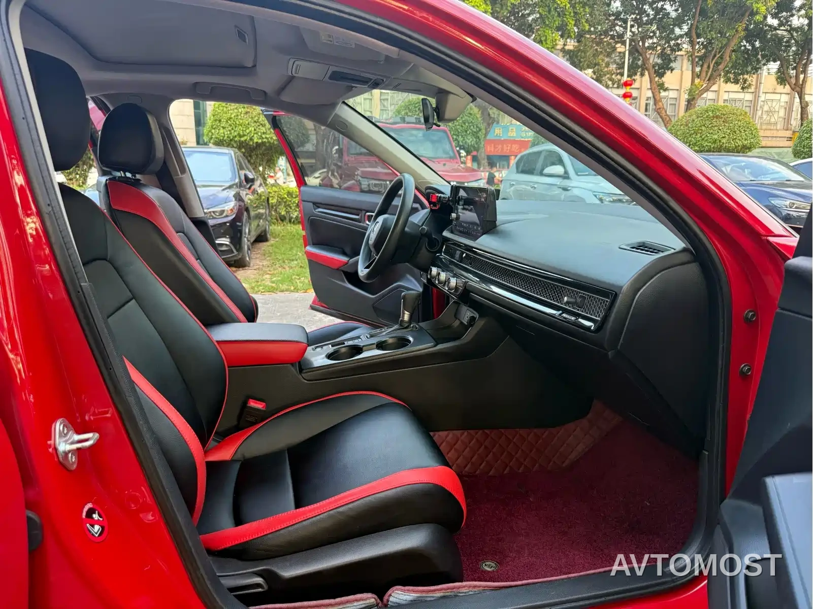 Honda Civic 2022 240TURBO CVT Sport Edition — фото 4