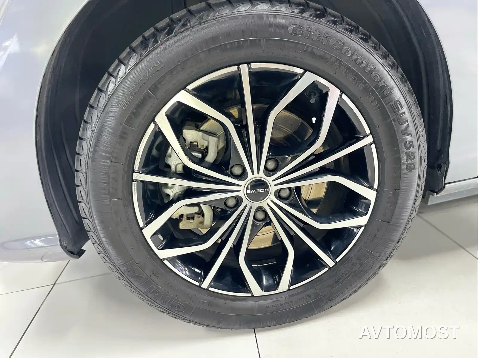 Roewe iMAX8 EV 2022 Silver Edition — фото 6