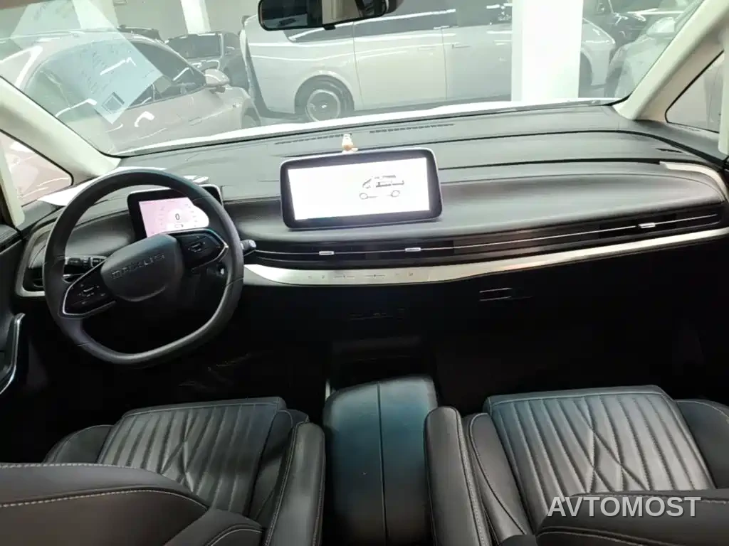 SAIC Maxus Dajia 9 2022 Model Long Range Oasis 7-Seater — фото 8
