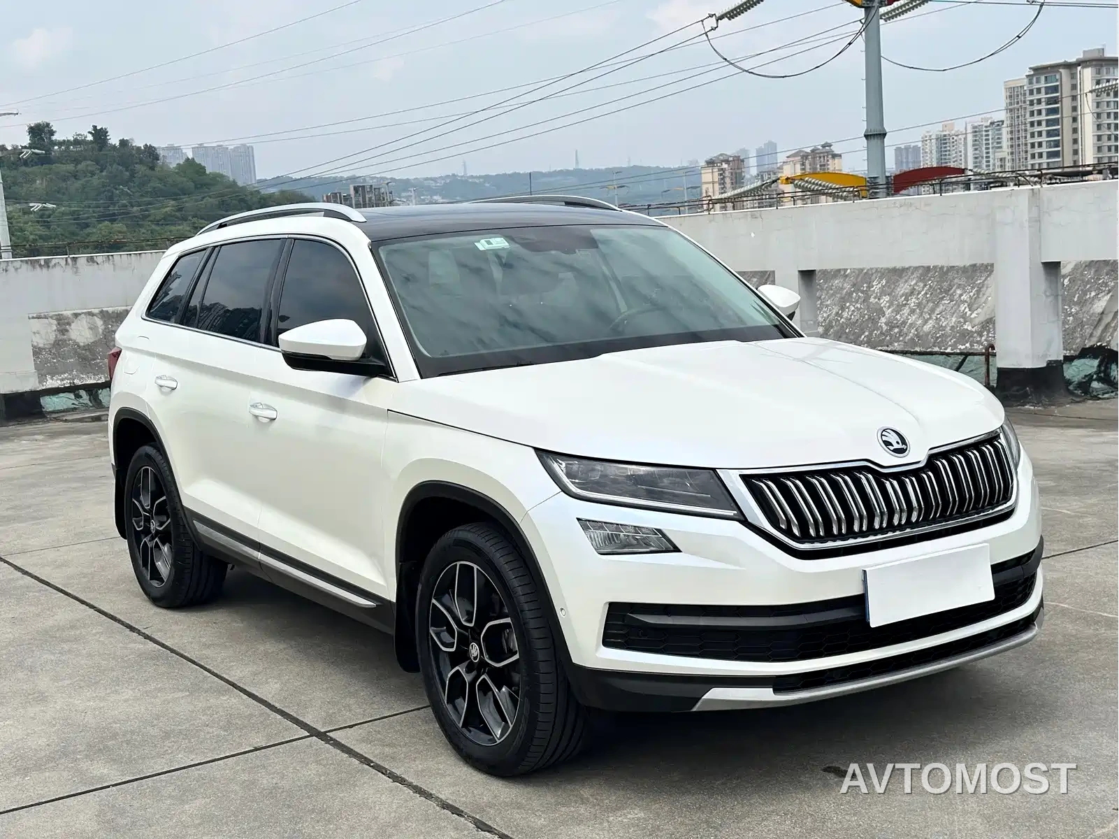 Škoda Kodiaq 2021 TSI330 5-seat 2WD Luxury Premium — фото 3