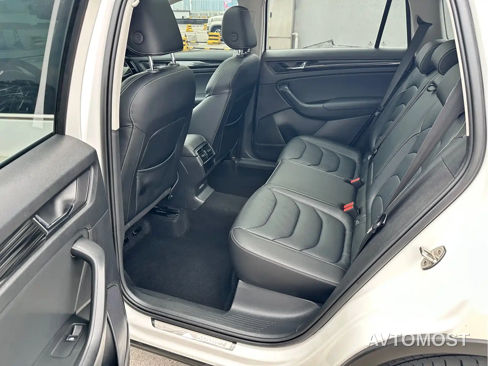 Škoda Kodiaq 2021 TSI330 5-seat 2WD Luxury Premium — фото 8