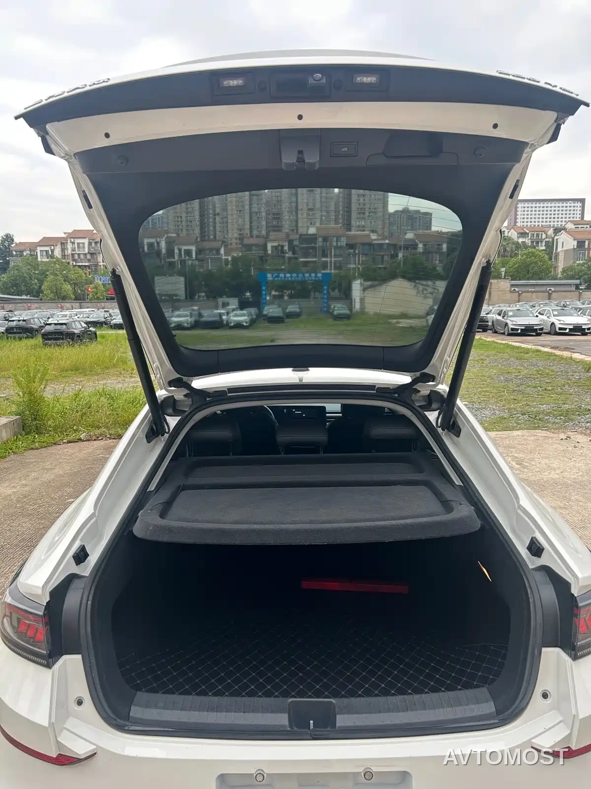 Volkswagen Lamando 2022 Lamando L 280TSI DSG Cool Edition — фото 10