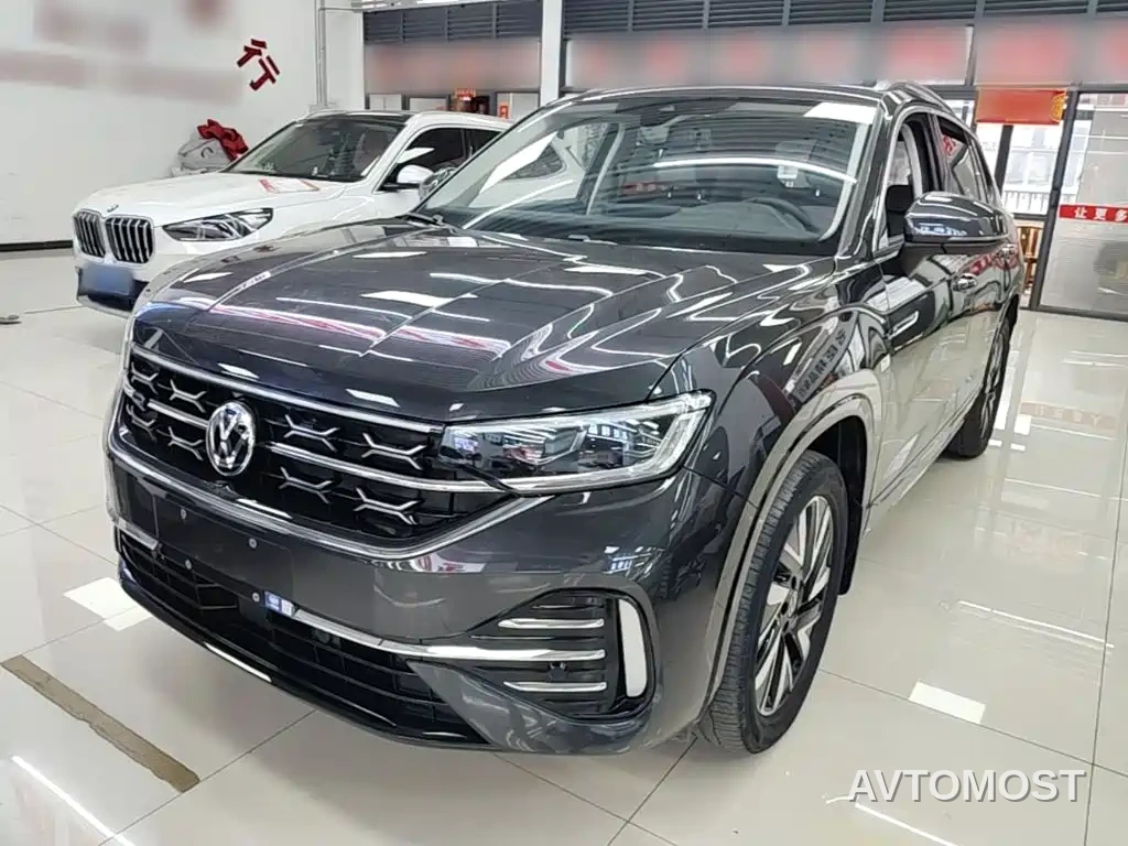 Volkswagen Tayron 2023 330TSI 2WD R-Line High-Performance Edition — фото 1