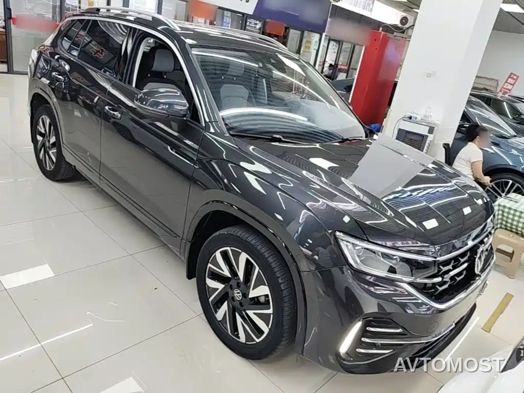 Volkswagen Tayron 2023 330TSI 2WD R-Line High-Performance Edition — фото 2