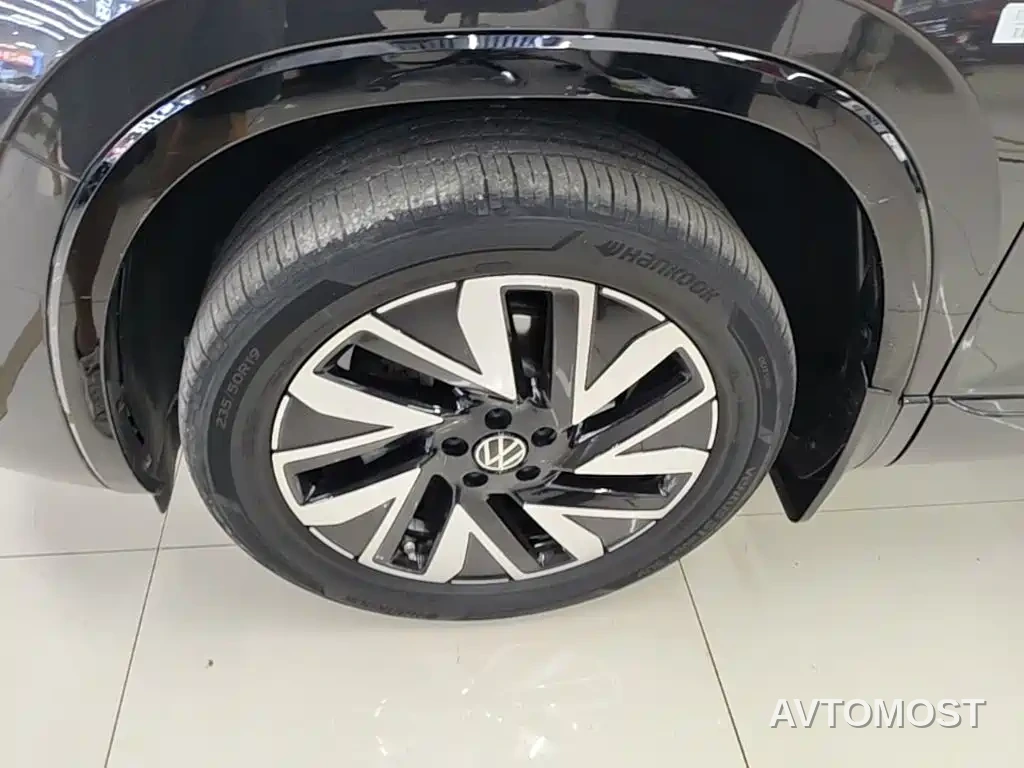 Volkswagen Tayron 2023 330TSI 2WD R-Line High-Performance Edition — фото 18