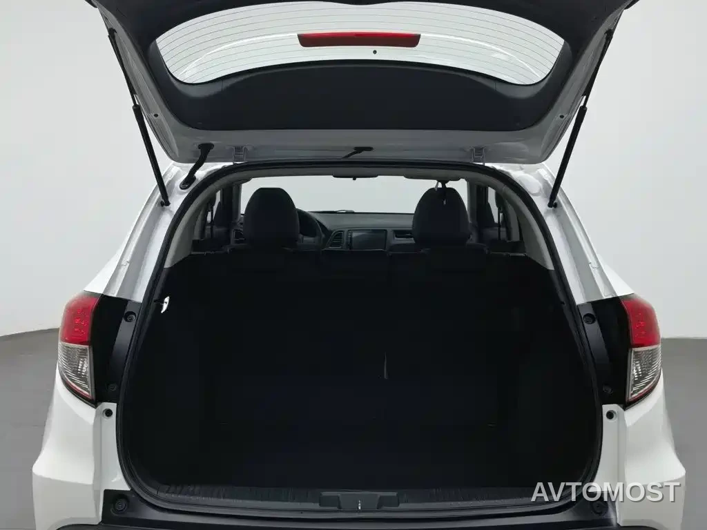 Honda Vezel 2020 1.5L CVT Pioneer — фото 15