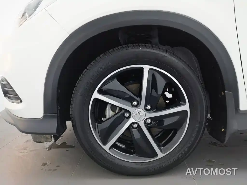 Honda Vezel 2020 1.5L CVT Pioneer — фото 16