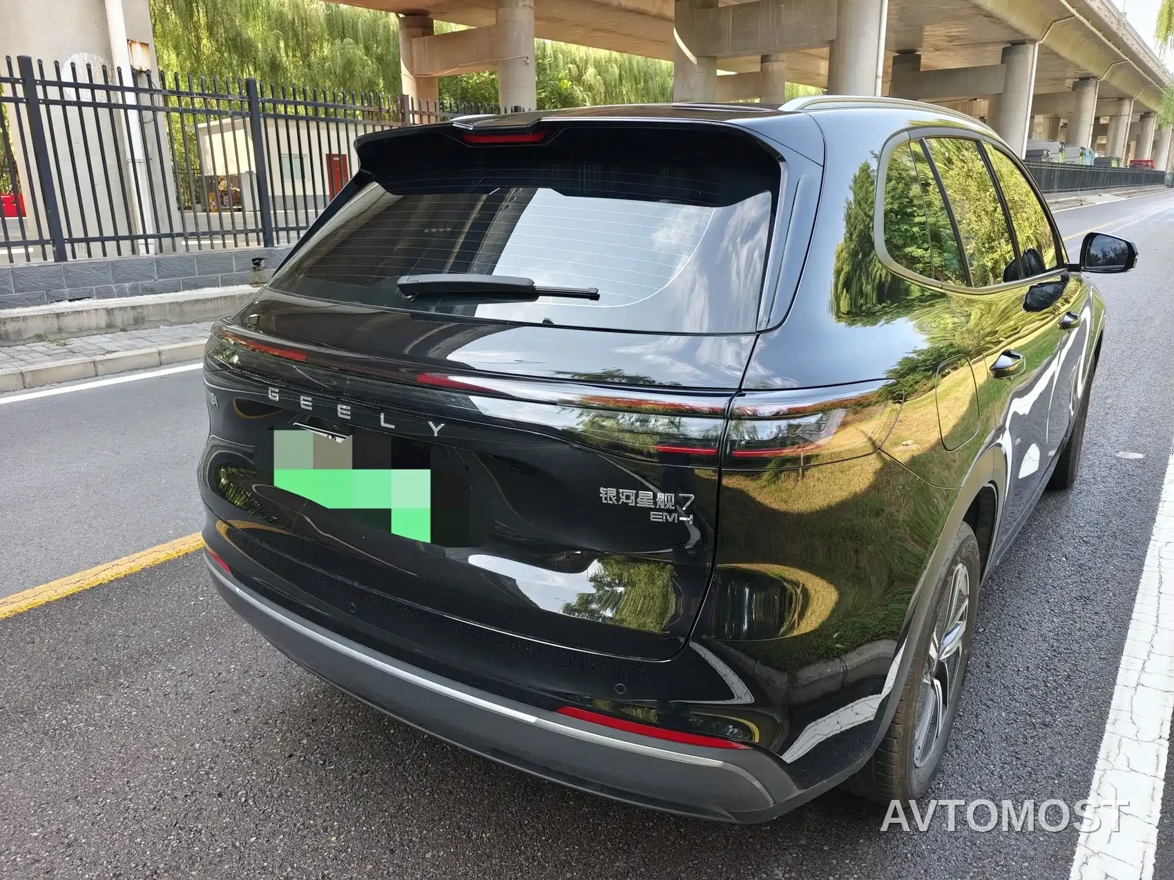 Geely Galaxy Starship 7 EM-i 2025 Model 55km Explorer Edition — фото 6