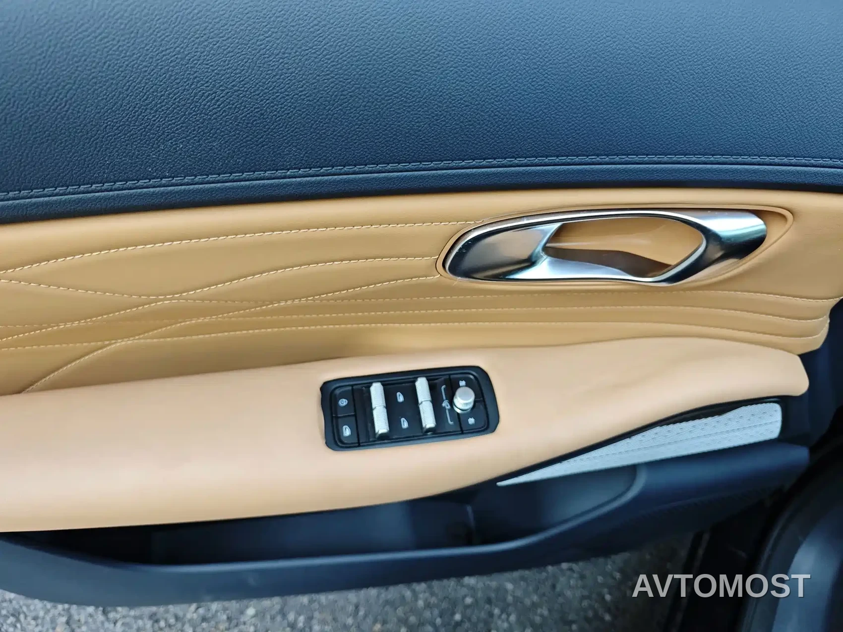 Geely Galaxy Starship 7 EM-i 2025 Model 55km Explorer Edition — фото 9