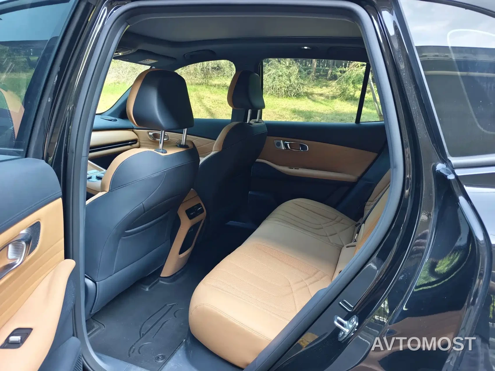 Geely Galaxy Starship 7 EM-i 2025 Model 55km Explorer Edition — фото 12