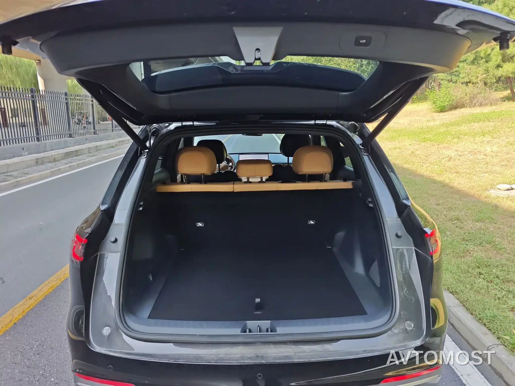Geely Galaxy Starship 7 EM-i 2025 Model 55km Explorer Edition — фото 14