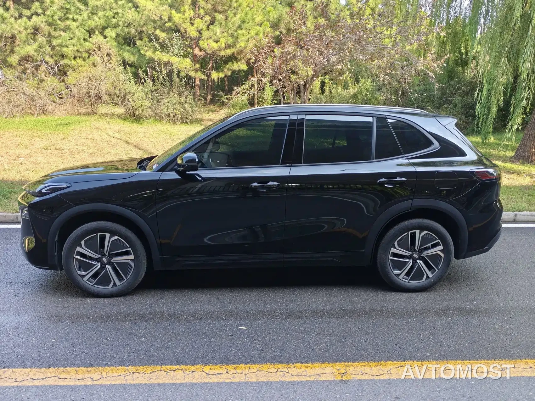 Geely Galaxy Starship 7 EM-i 2025 Model 55km Explorer Edition — фото 15